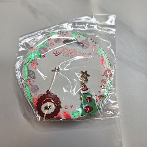 Princess Accessories Enamel Christmas Santa & Tree Mismatched Earrings Gold Tone